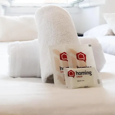 Parlamient River View By Homing Apartment