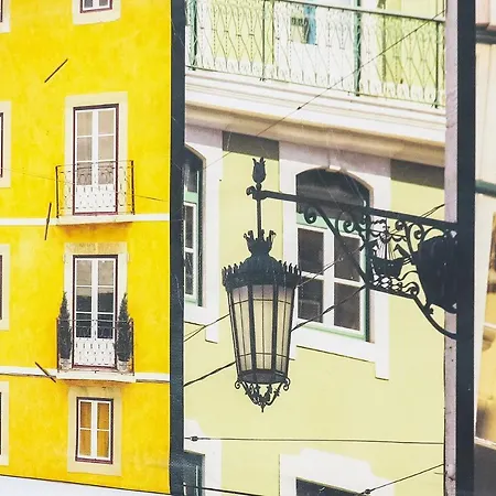 Parlamient River View By Homing Apartment *