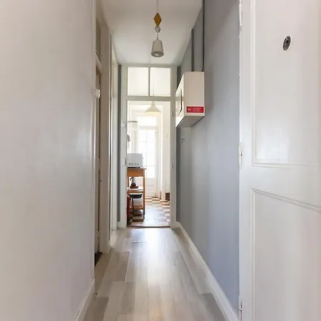 Apartment Parlamient River View By Homing